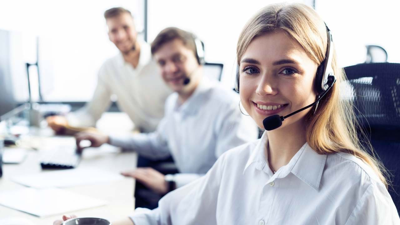 Tuyển dụng nhân viên Telemarketing